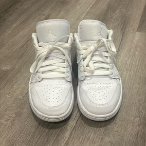 All white Jordan’s